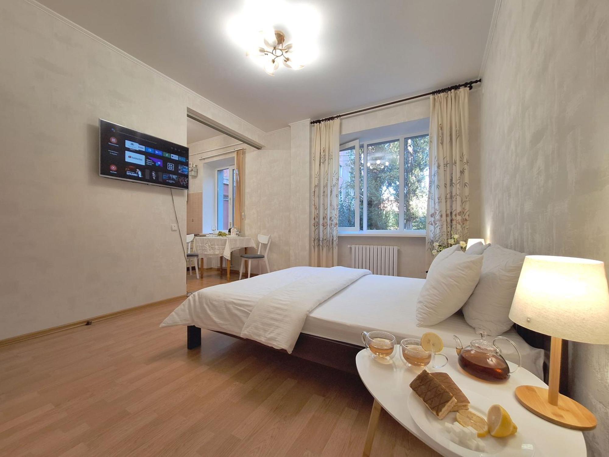 Однокімна Квартира Біля Каштанової Алеї У Центрі Полтави Мережа Alexapartments Документи Для Відряджень Безконтатне Заселення 24-7 Poltava Dış mekan fotoğraf